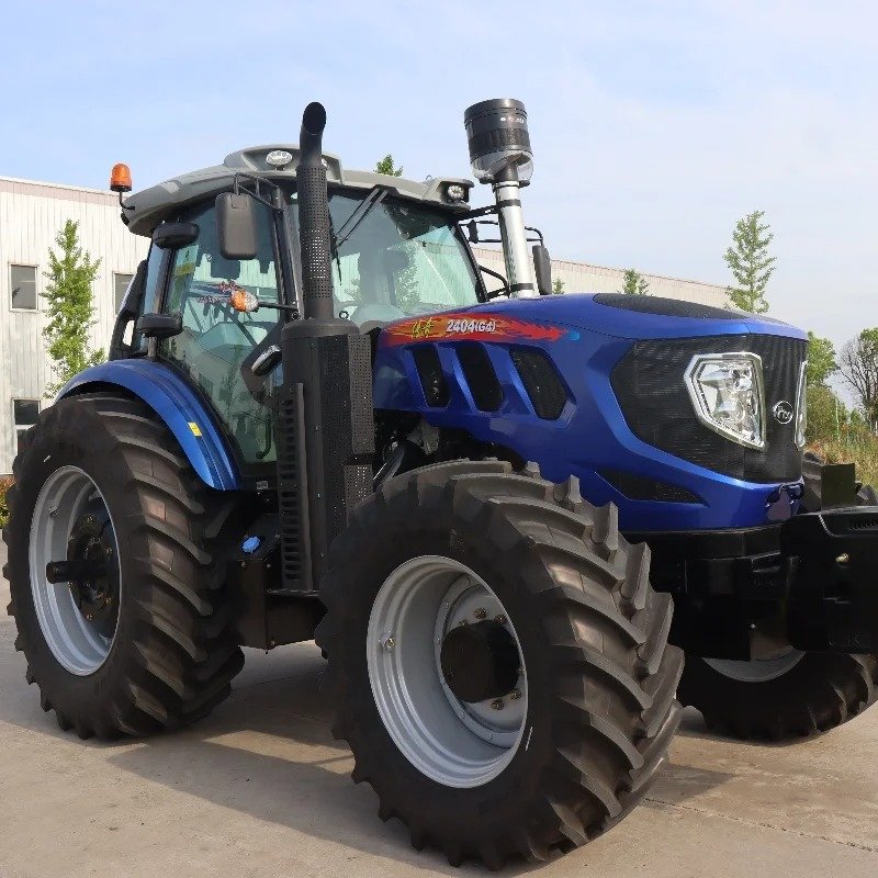 Farmtrac 680 DTŋ V 24×24 – Heavy-Duty 4WD Tractor with Advanced 24×24 Gearbox - Image 6