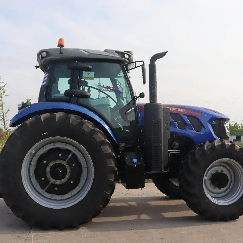 Farmtrac 680 DTŋ V 24×24 – Heavy-Duty 4WD Tractor with Advanced 24×24 Gearbox - Image 4